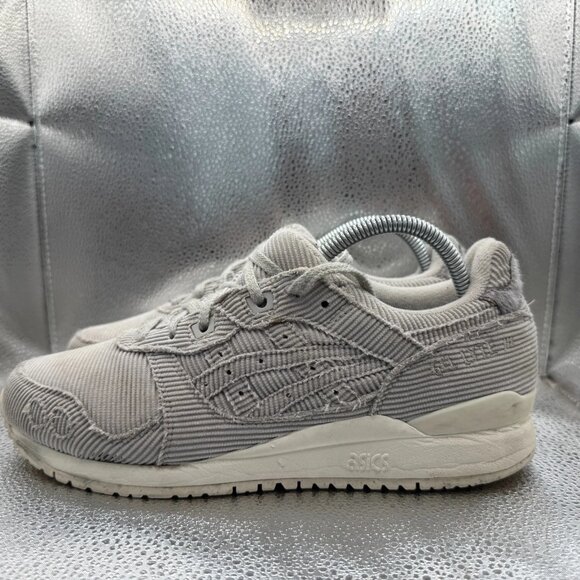 Size 9 Asics Gel Lyte 3‎ Womens Corduroy Oyster Grey Athletic Sneaker 1202A076 - Picture 8 of 12